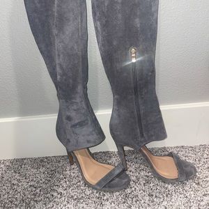 Knee-high suede Open toed heels